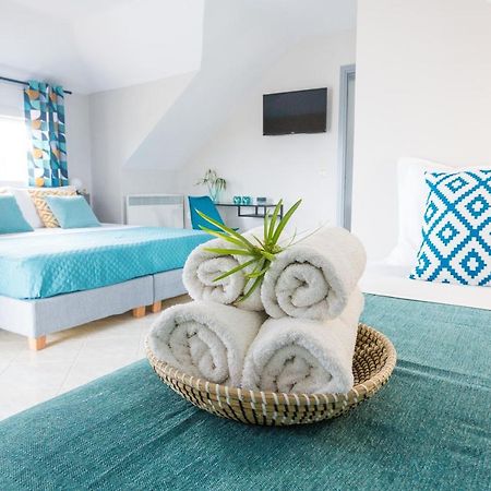 Joya Ofrynio Stylish Suites Ofrínion Exteriör bild