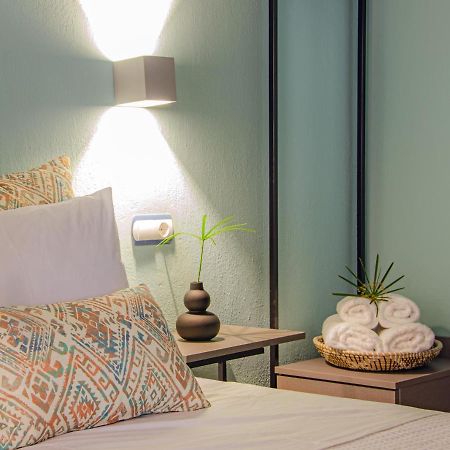 Joya Ofrynio Stylish Suites Ofrínion Exteriör bild