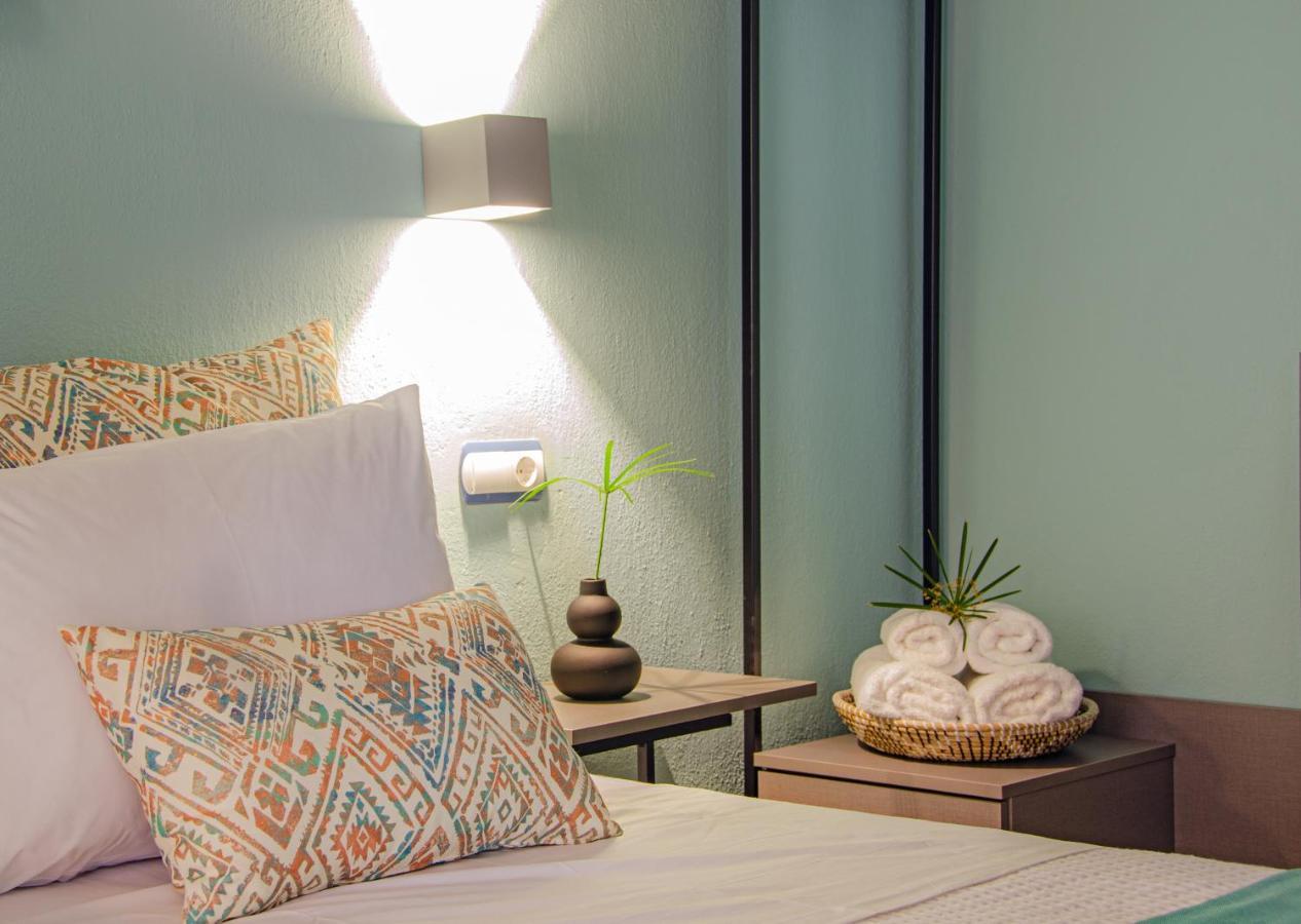 Joya Ofrynio Stylish Suites Ofrínion Exteriör bild