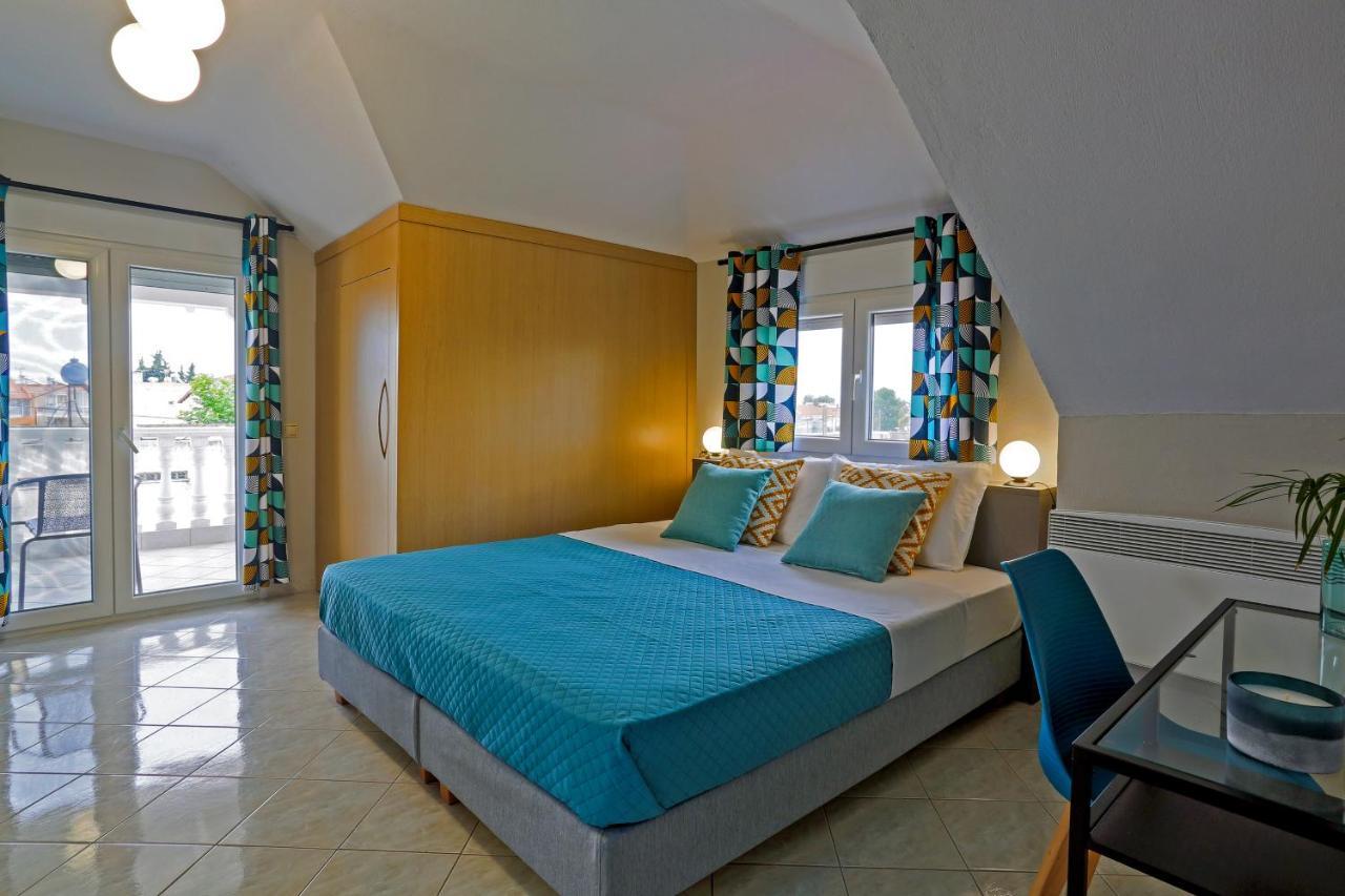 Joya Ofrynio Stylish Suites Ofrínion Exteriör bild
